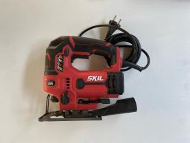 Location : scie sauteuse Location : scie sauteuse