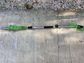 Location : tronconneuse Location : tronconneuse