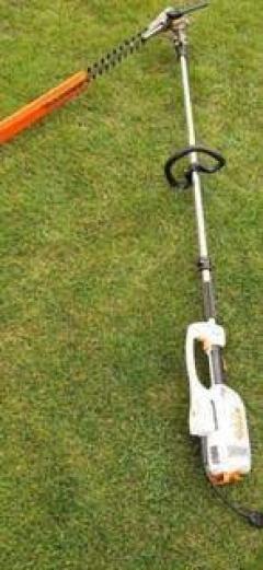 Location : taille haie Location : taille haie