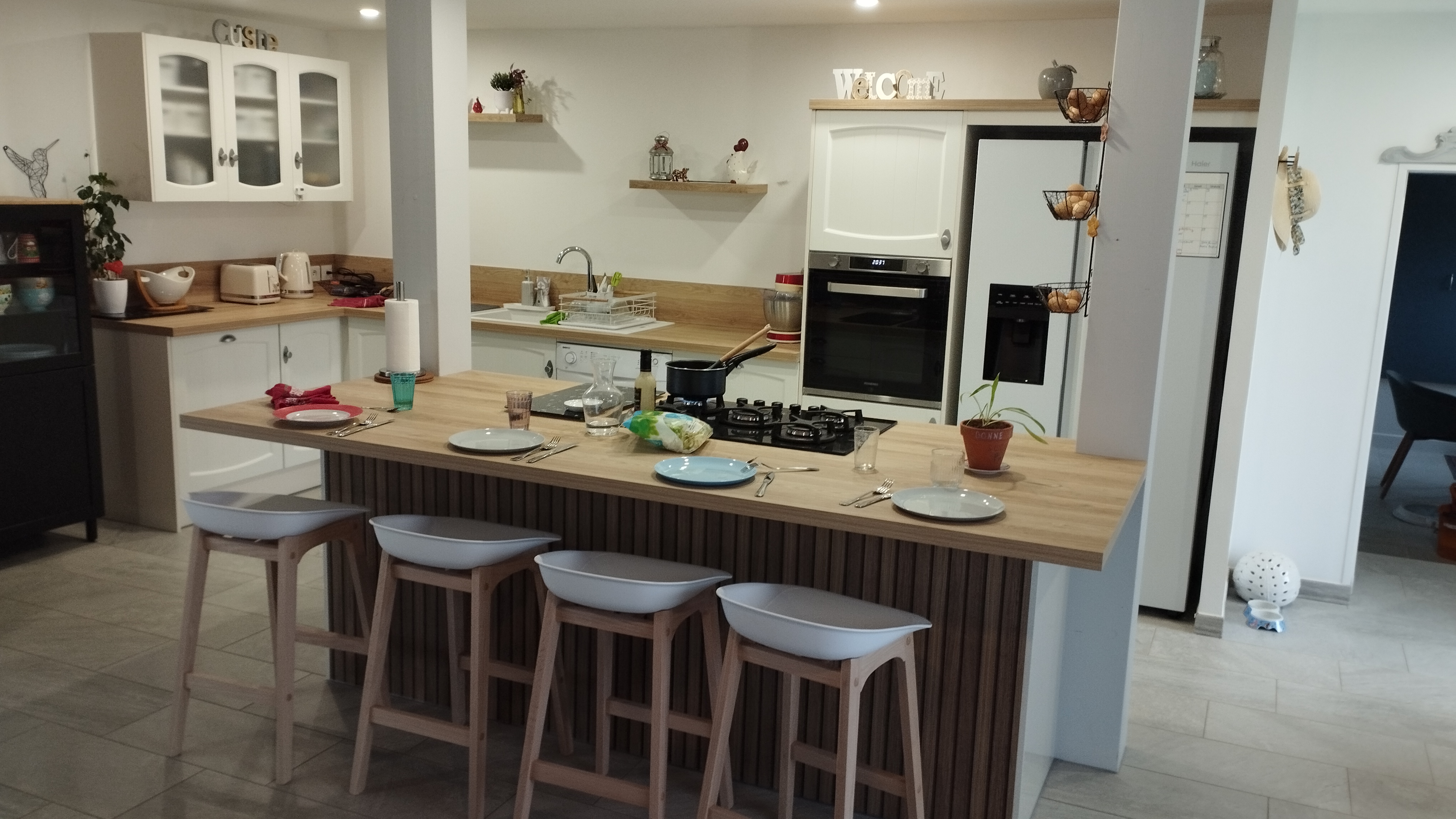 Service pose de cuisine 17 entre particuliers