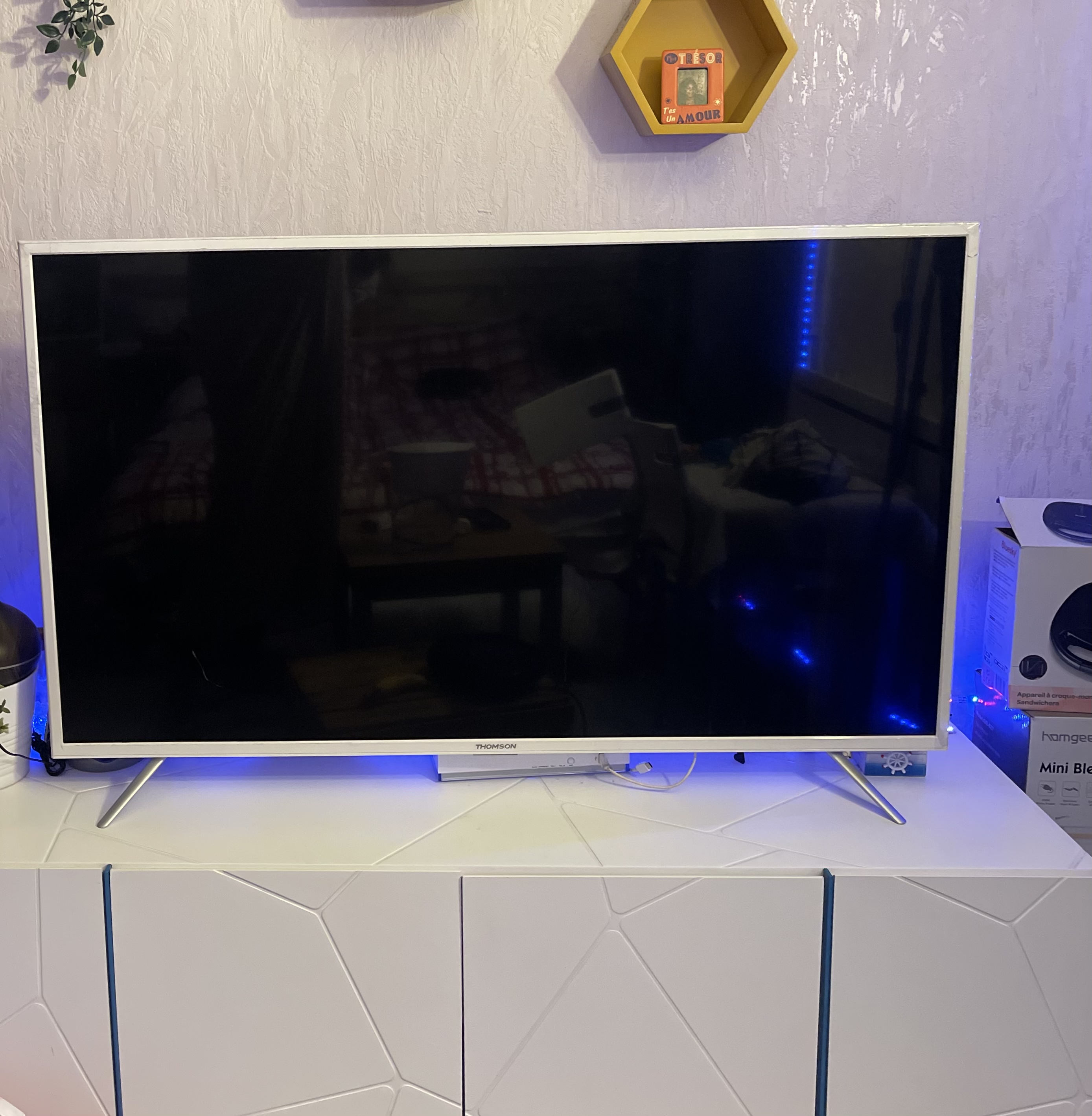 Location television 93 entre particuliers