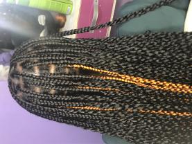 Service : tresses africaines Service : tresses africaines