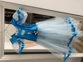 Location : costume Location : costume