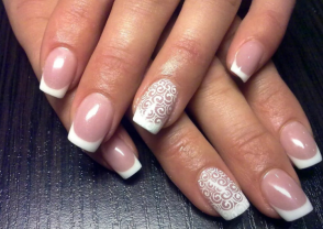 Service : manucure Service : manucure