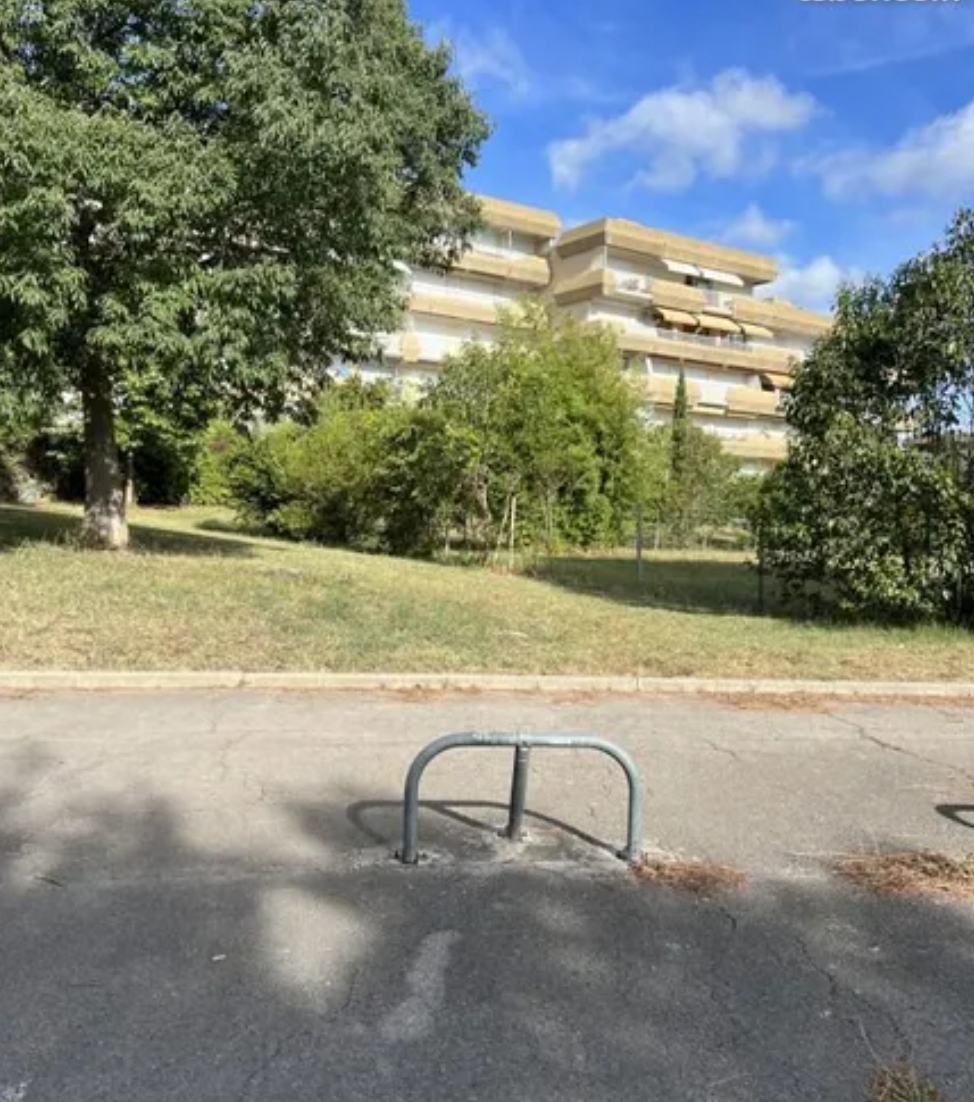 Location parking dans residence 34 entre particuliers