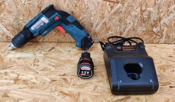 Location : visseuse Location : visseuse