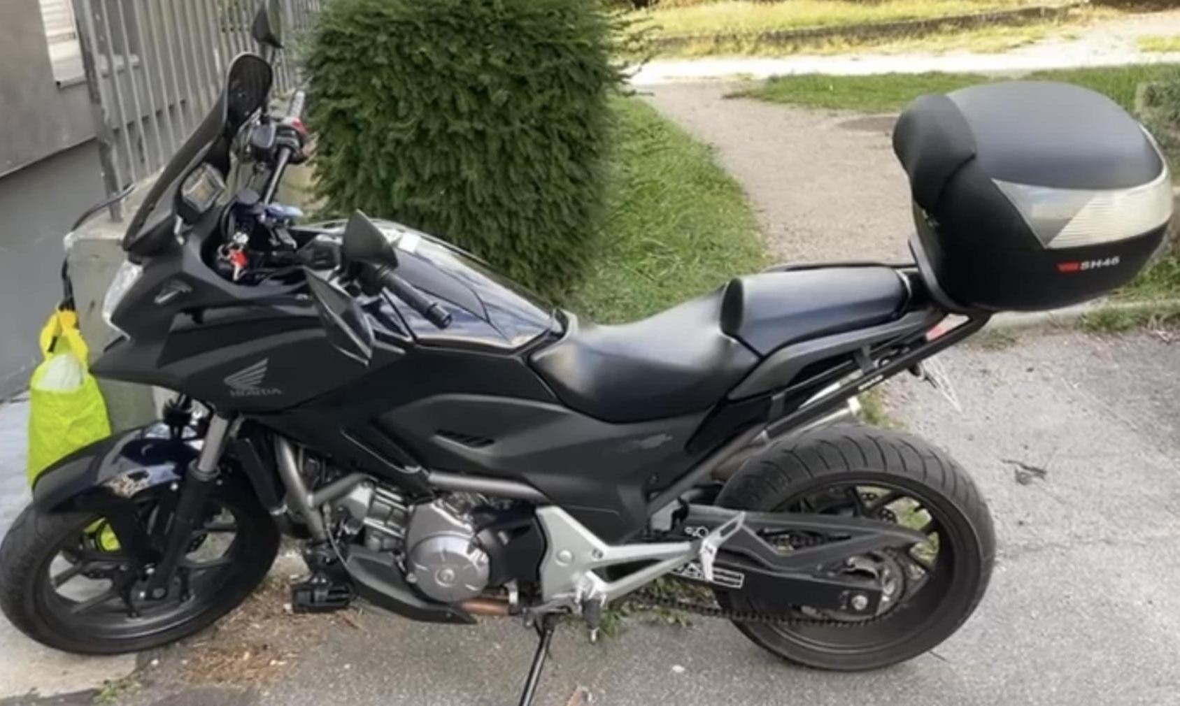 Location moto 17 entre particuliers