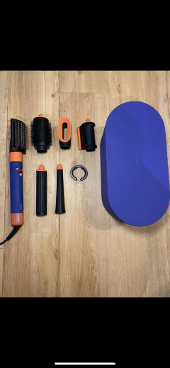 Location : seche cheveux Location : seche cheveux