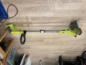 Location : coupe bordures Location : coupe bordures