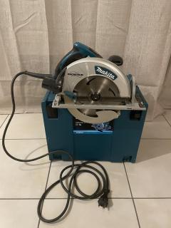 Location : scie circulaire Location : scie circulaire