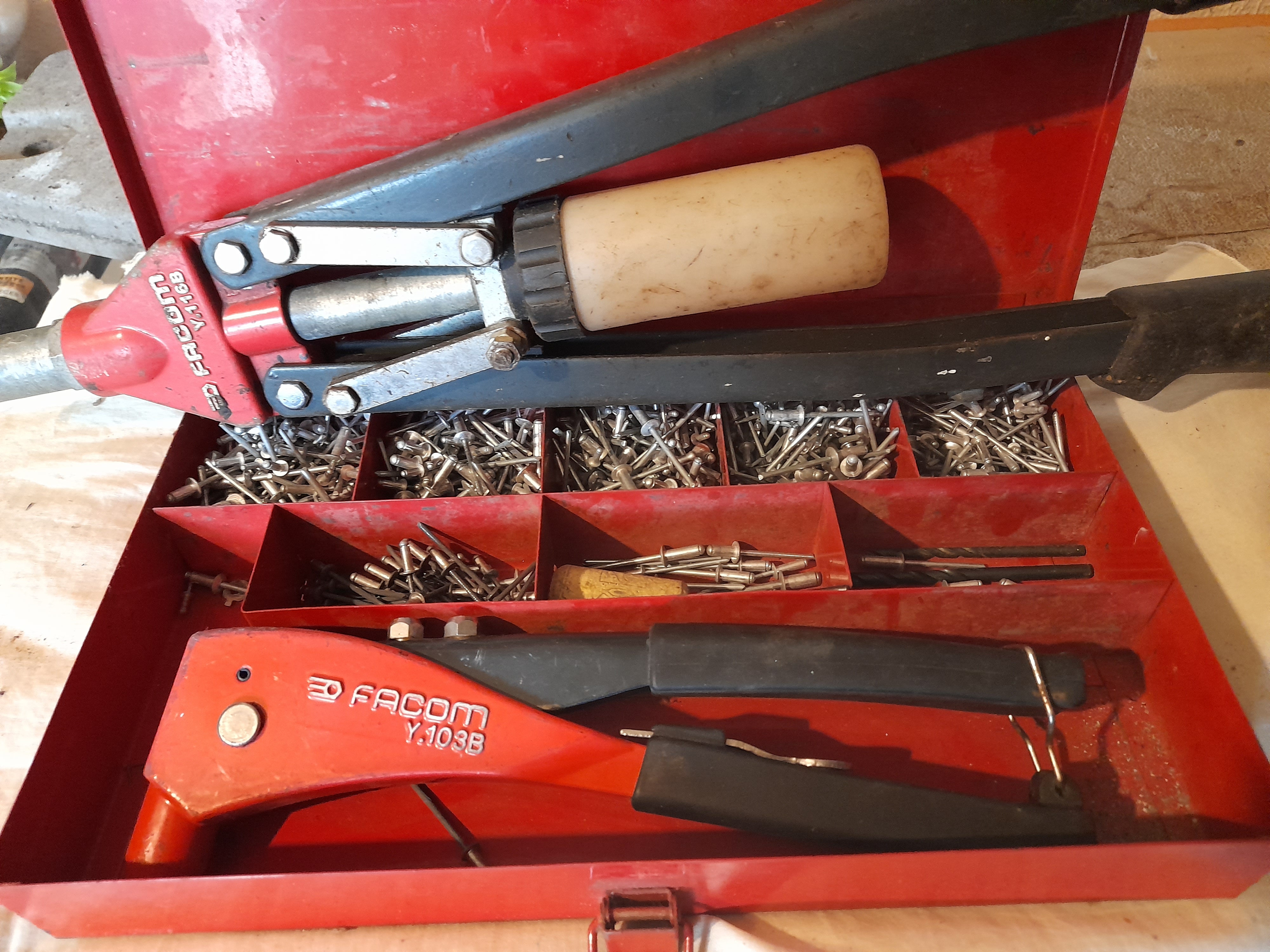 Location pince a sertir 26 entre particuliers