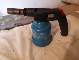 Location : chalumeau Location : chalumeau