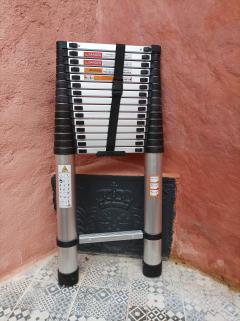 Location : echelle Location : echelle