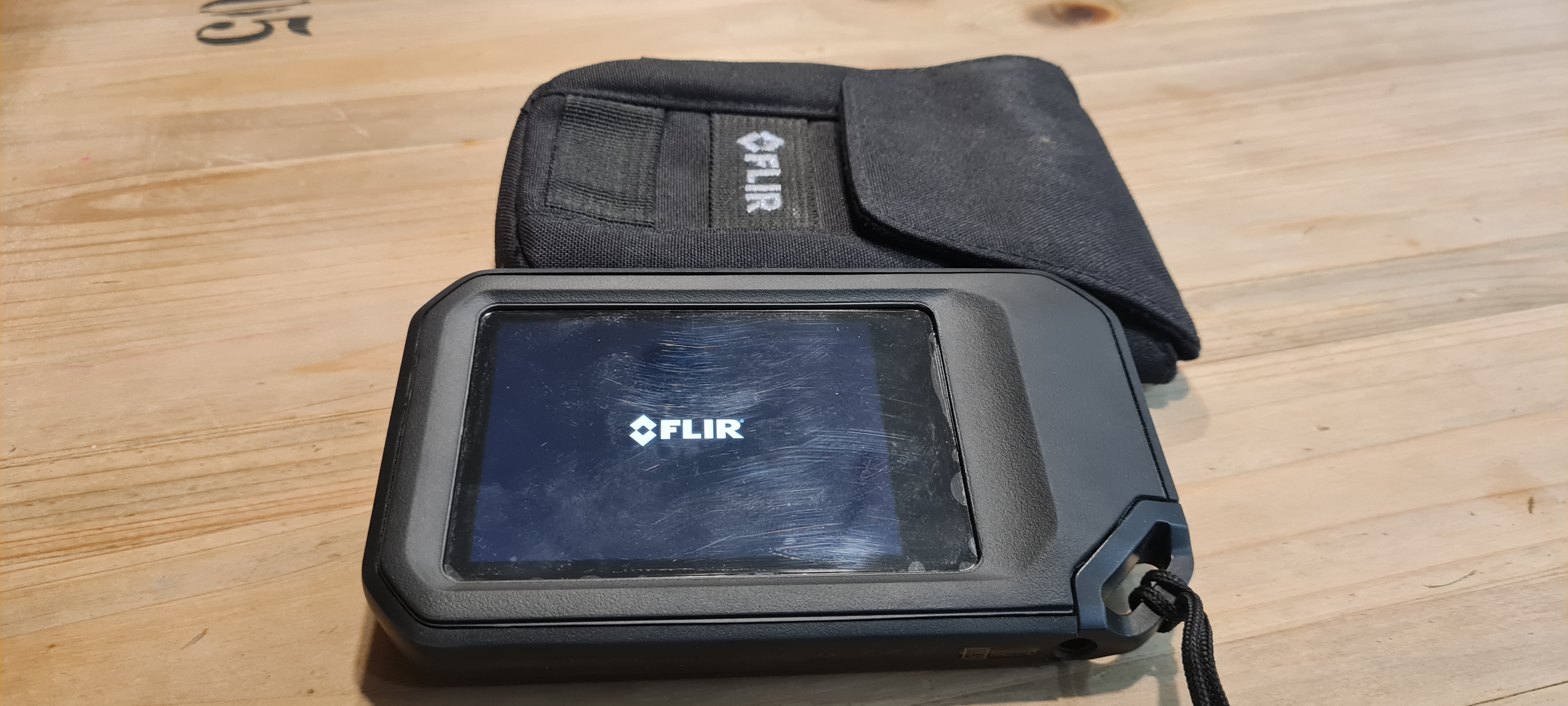 Location camera thermique 13 entre particuliers