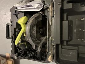 Location : scie circulaire Location : scie circulaire