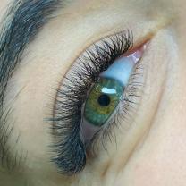 Service : extension de cils Service : extension de cils