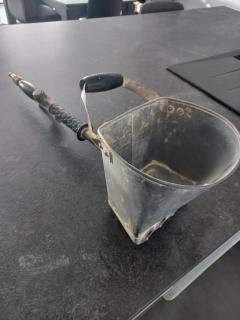 Location : machine a crepir Location : machine a crepir