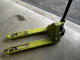 Location : transpalette Location : transpalette