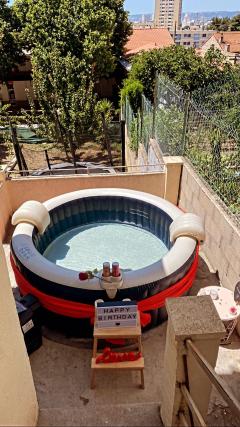 Location : piscine Location : piscine