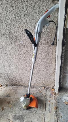 Location : coupe bordures Location : coupe bordures