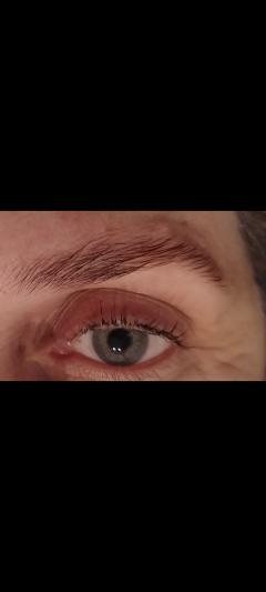 Service : extension de cils Service : extension de cils