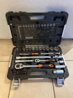 Location : douille Location : douille