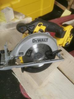 Location : scie circulaire Location : scie circulaire