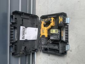 Location : perforateur Location : perforateur