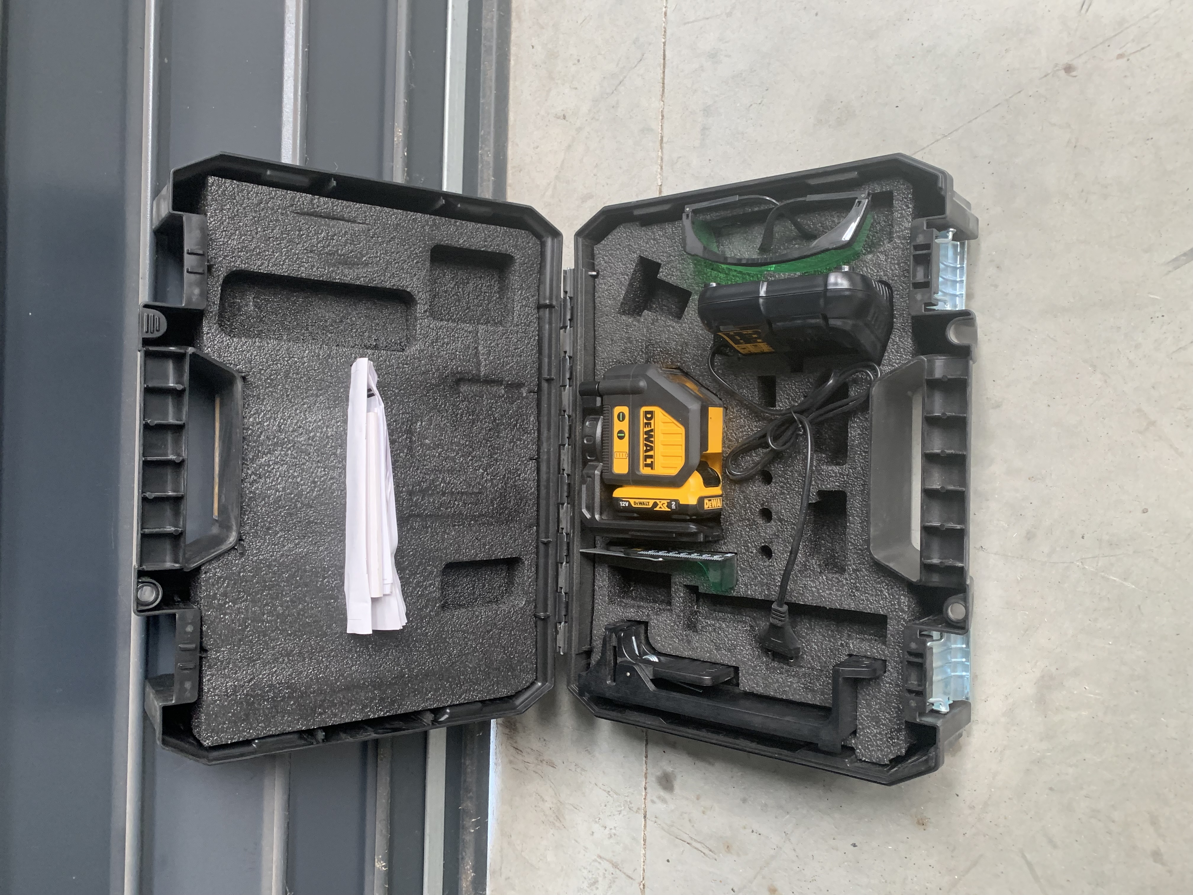 Location niveau laser 40 entre particuliers