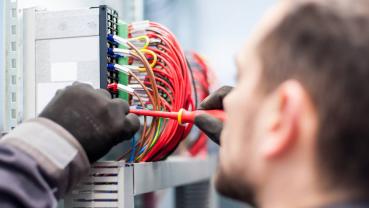 Demander cet electricien