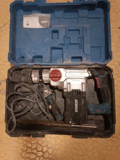 Location : marteau piqueur