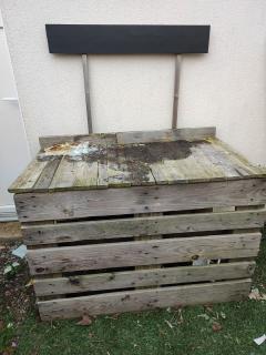 Location : autre Location : autre