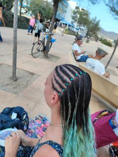 Service : tresses africaines Service : tresses africaines