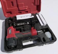 Location : cloueuse Location : cloueuse