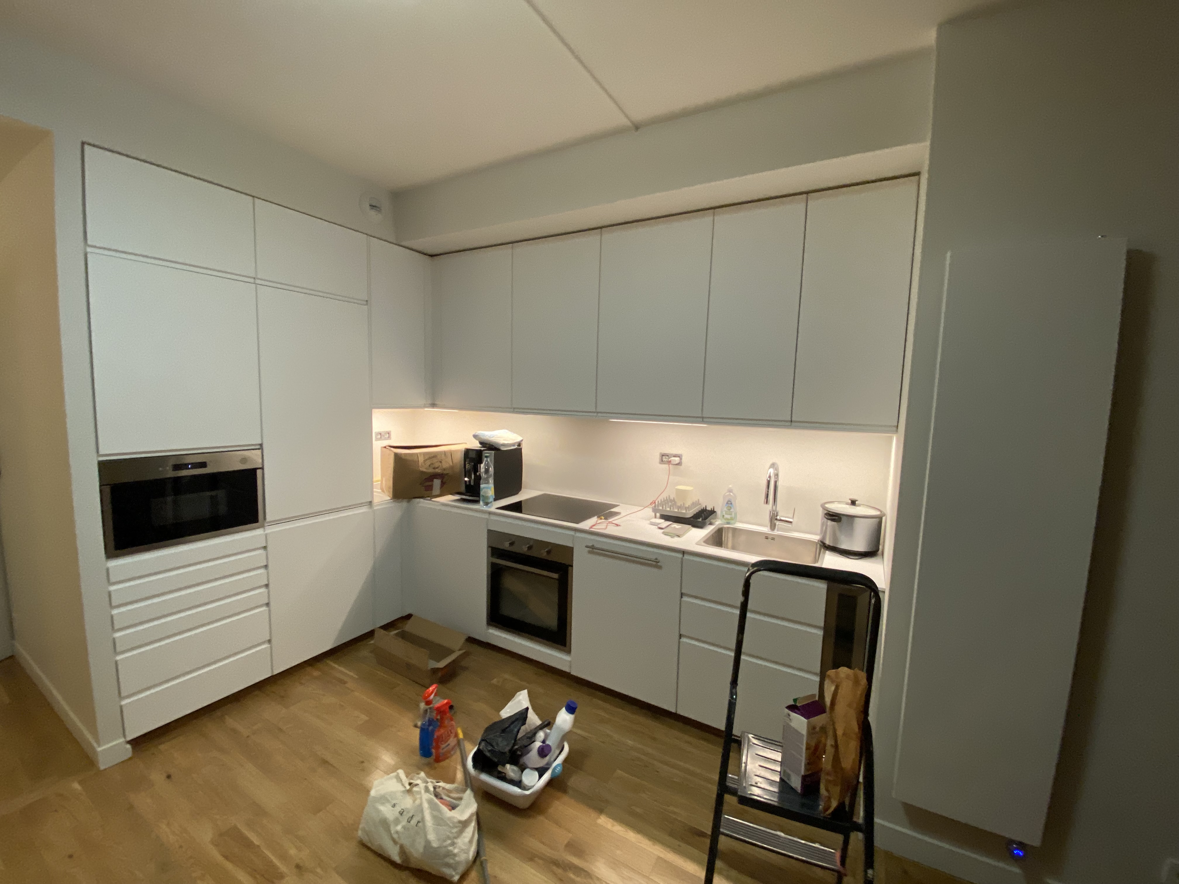 Service pose de cuisine 92 entre particuliers