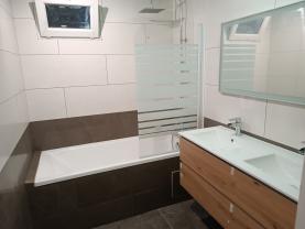 Service : menuiserie Service : menuiserie