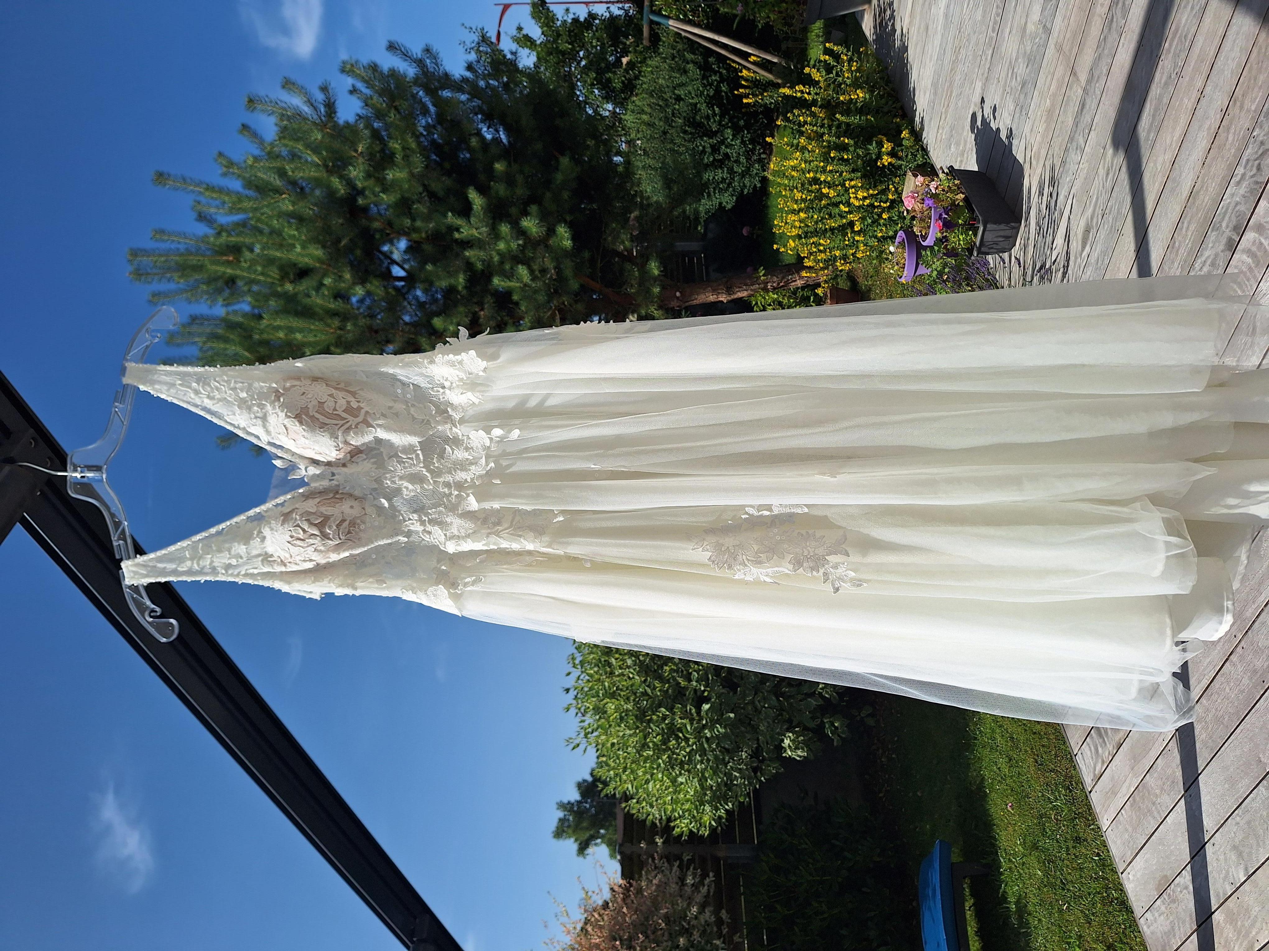 Location robe de mariee 88 entre particuliers