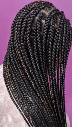 Service : tresses africaines Service : tresses africaines