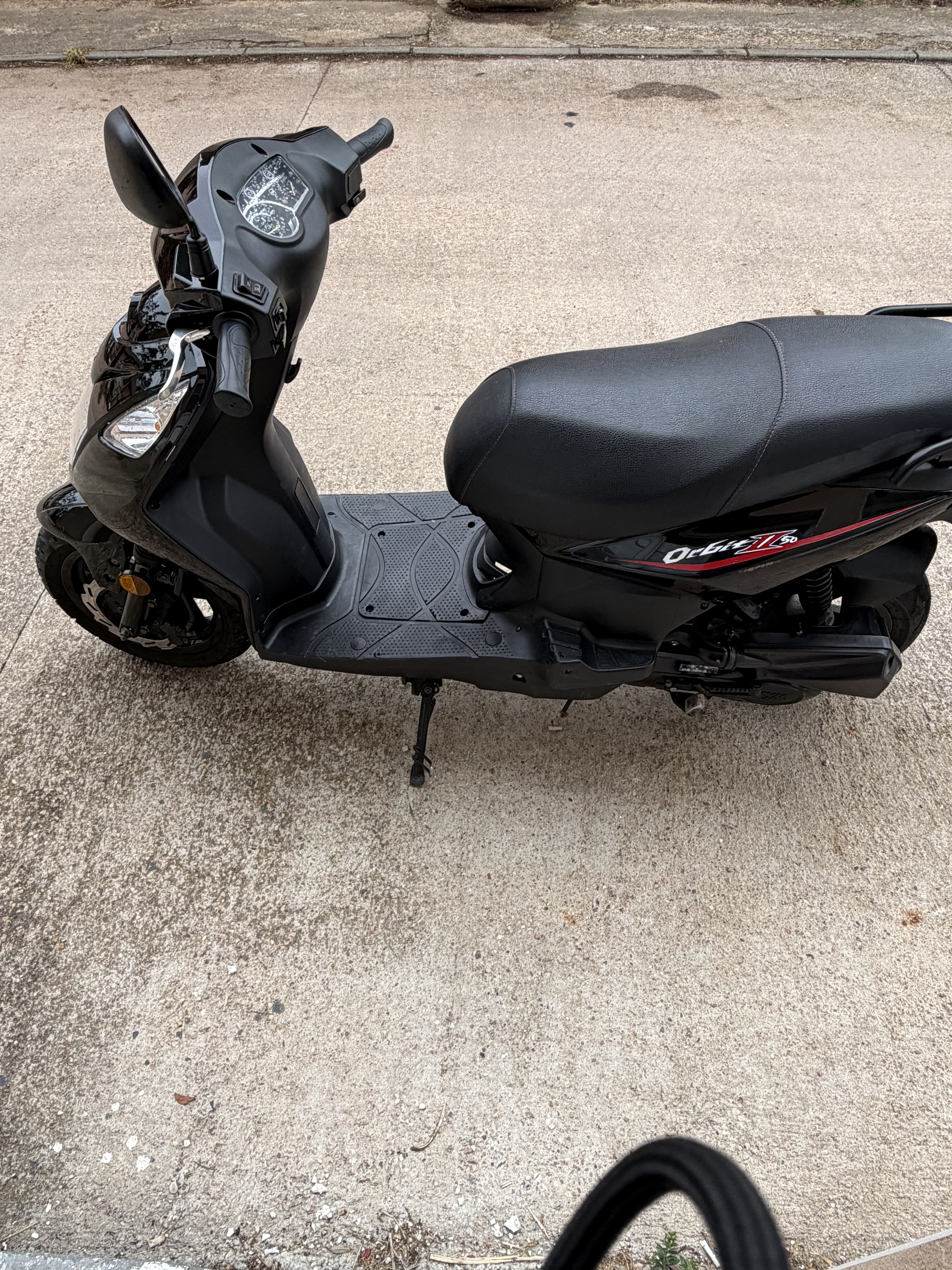 Rental Scooter between individuals (71)