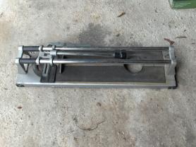 Location : carrelette Location : carrelette