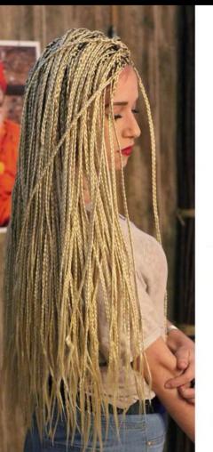 Service : tresses africaines Service : tresses africaines