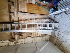 Location : echelle Location : echelle