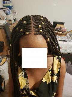 Service : tresses africaines Service : tresses africaines