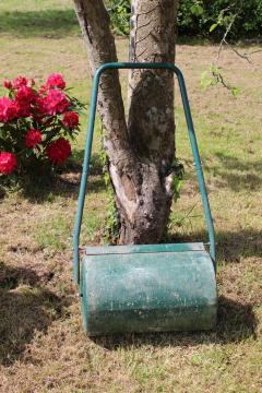 Location : rouleau a gazon Location : rouleau a gazon