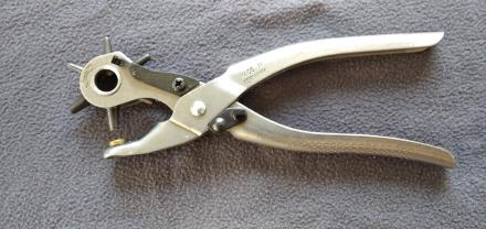 Location : perforateur Location : perforateur