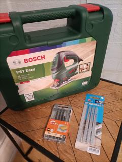 Location : scie sauteuse Location : scie sauteuse