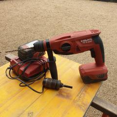 Location : perforateur Location : perforateur