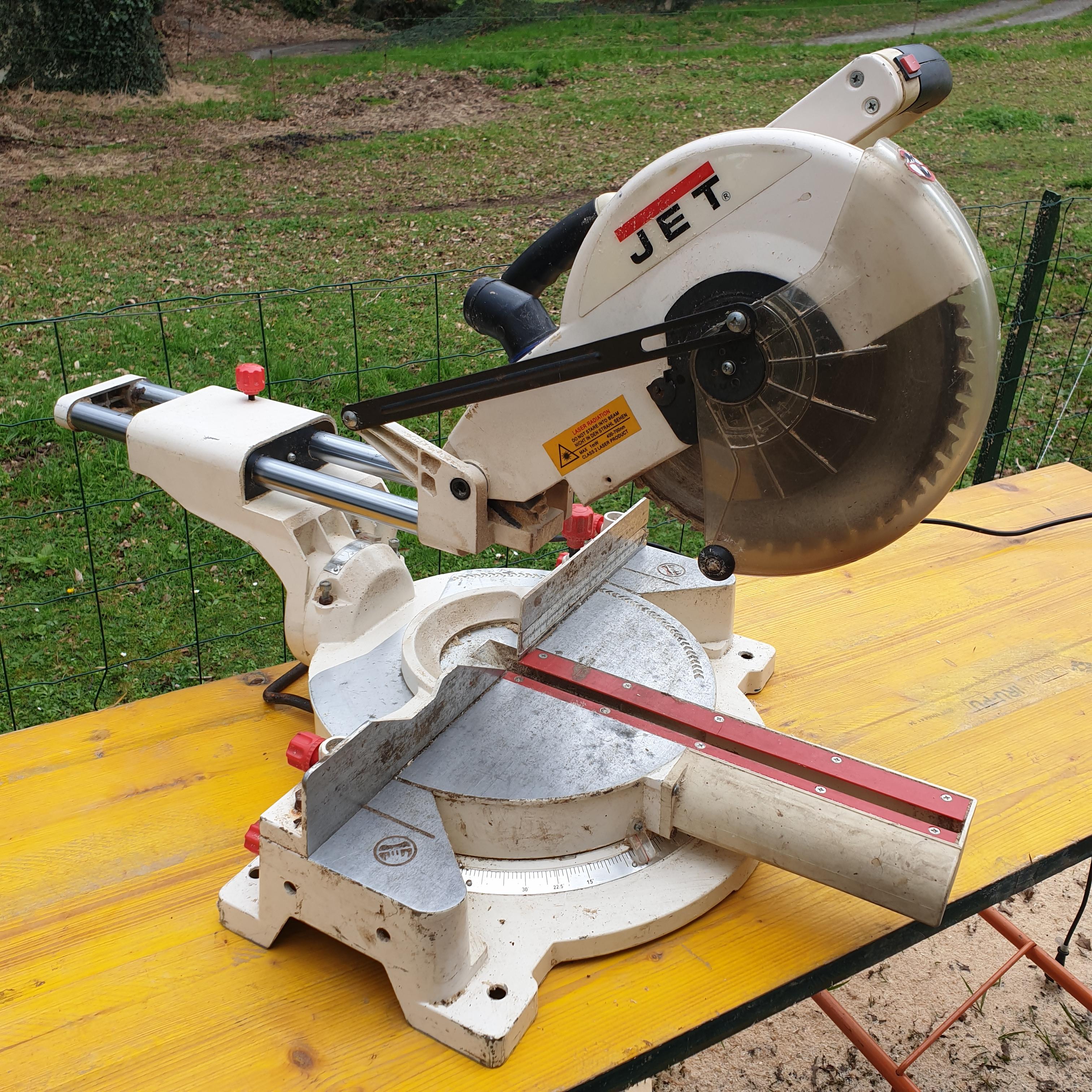 Location scie a onglet 56 entre particuliers