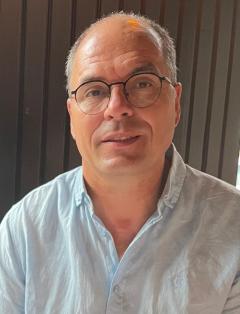 Service : nettoyage piscine Service : nettoyage piscine