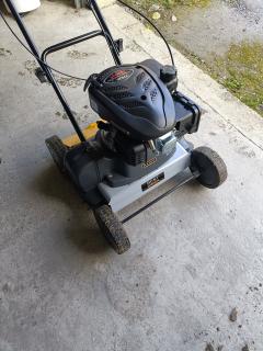 Location : scarificateur Location : scarificateur